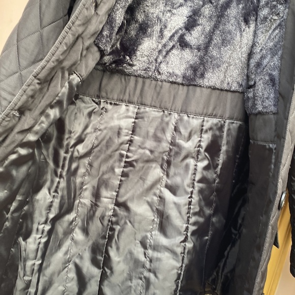 London Harbor Quilted Winter Coat - Picture 9 of 11